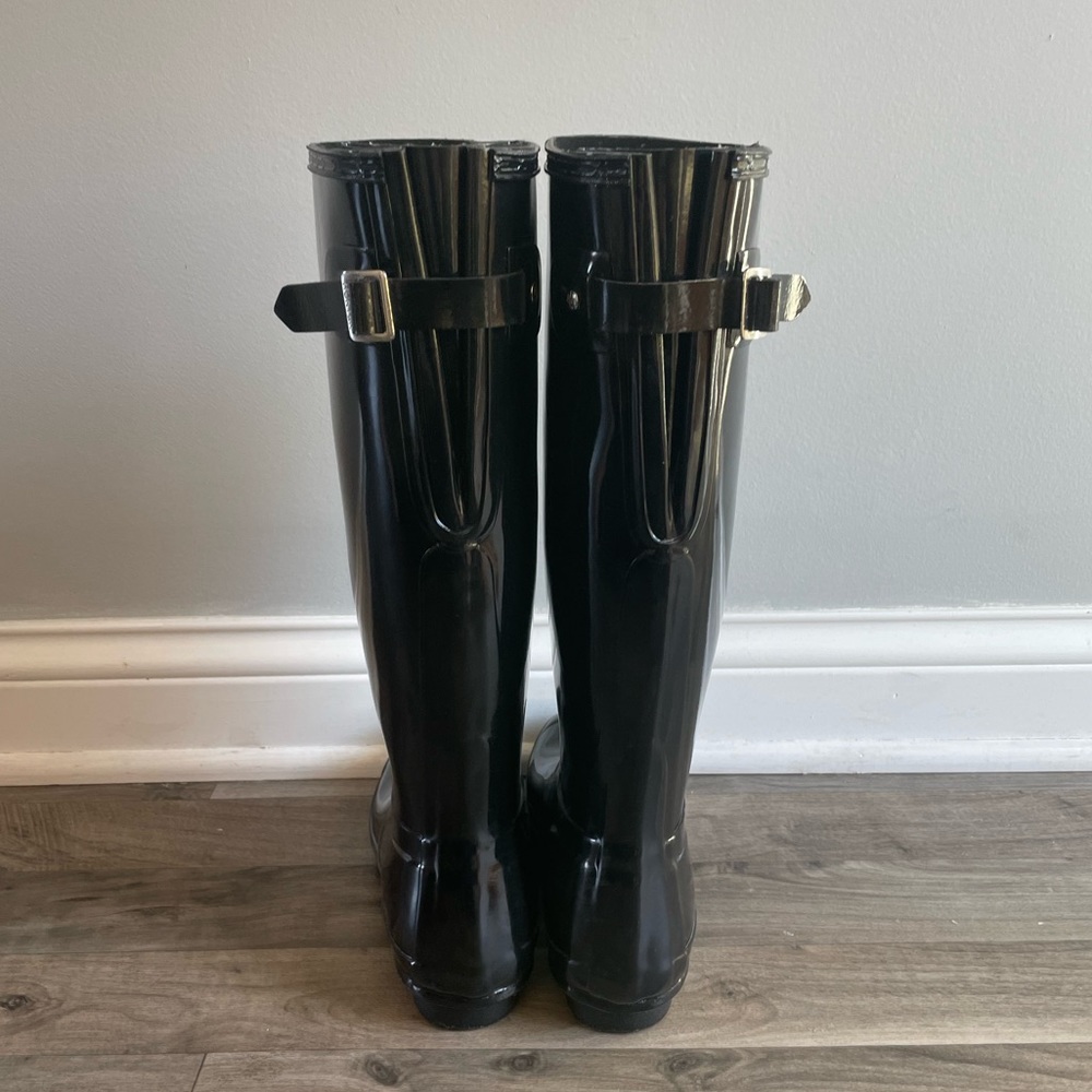 Women’s Hunter Original Tall Gloss Rain Boots - Picture 3 of 6